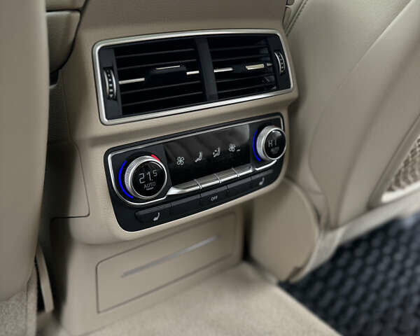 Белый Ауди Ку 7, объемом двигателя 3 л и пробегом 125 тыс. км за 29499 $, фото 39 на Automoto.ua