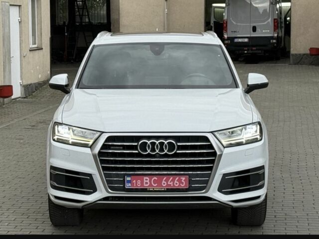 Білий Ауді Ку 7, об'ємом двигуна 3 л та пробігом 241 тис. км за 24900 $, фото 1 на Automoto.ua