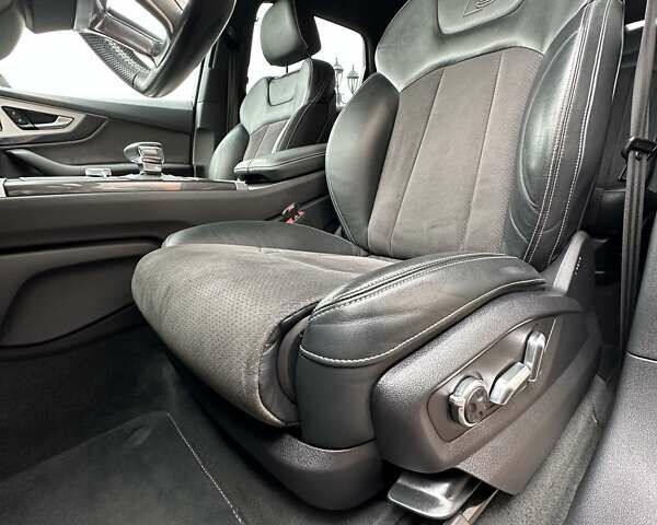 Белый Ауди Ку 7, объемом двигателя 2.97 л и пробегом 131 тыс. км за 37555 $, фото 78 на Automoto.ua