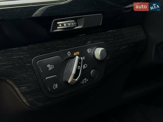 Белый Ауди Ку 7, объемом двигателя 3 л и пробегом 228 тыс. км за 26850 $, фото 21 на Automoto.ua