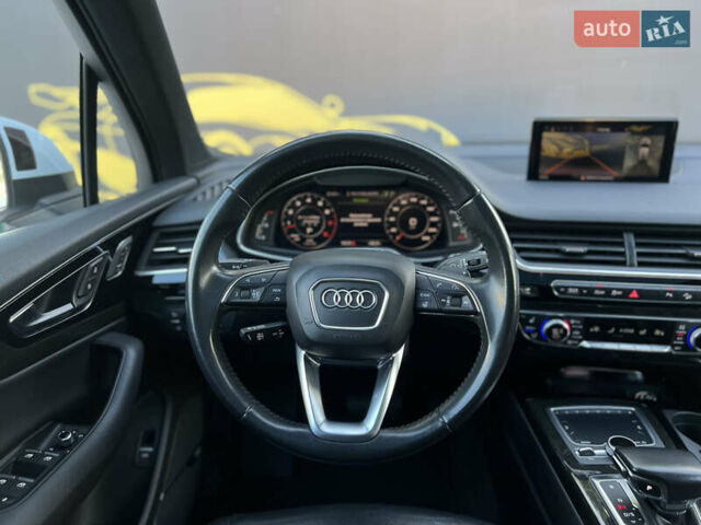 Белый Ауди Ку 7, объемом двигателя 3 л и пробегом 80 тыс. км за 34500 $, фото 27 на Automoto.ua