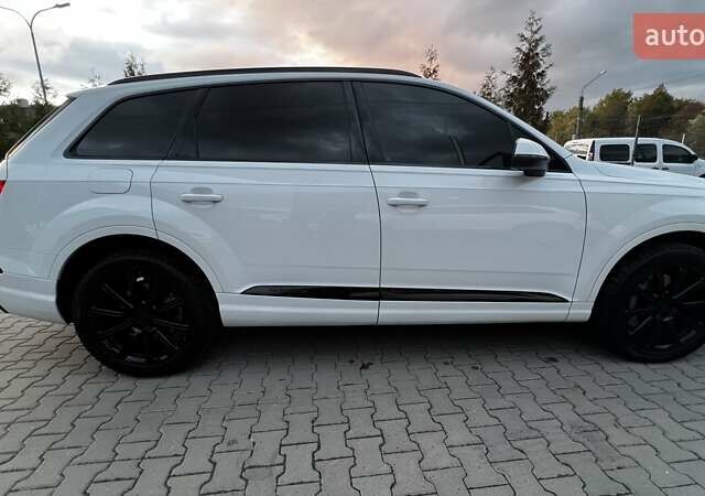 Білий Ауді Ку 7, об'ємом двигуна 3 л та пробігом 94 тис. км за 35000 $, фото 4 на Automoto.ua