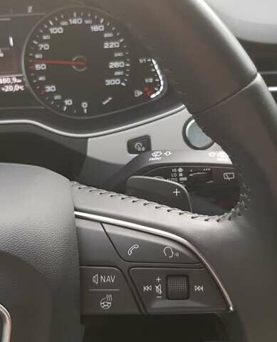 Белый Ауди Ку 7, объемом двигателя 2.97 л и пробегом 173 тыс. км за 42000 $, фото 6 на Automoto.ua