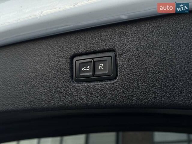 Білий Ауді Ку 7, об'ємом двигуна 3 л та пробігом 142 тис. км за 24500 $, фото 71 на Automoto.ua