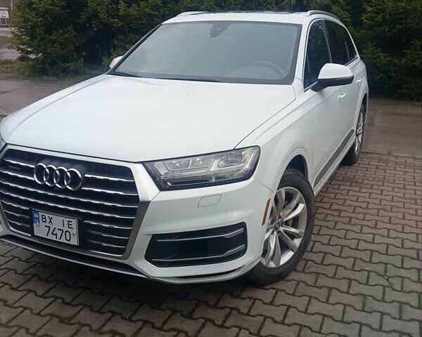 Белый Ауди Ку 7, объемом двигателя 3 л и пробегом 141 тыс. км за 28400 $, фото 1 на Automoto.ua