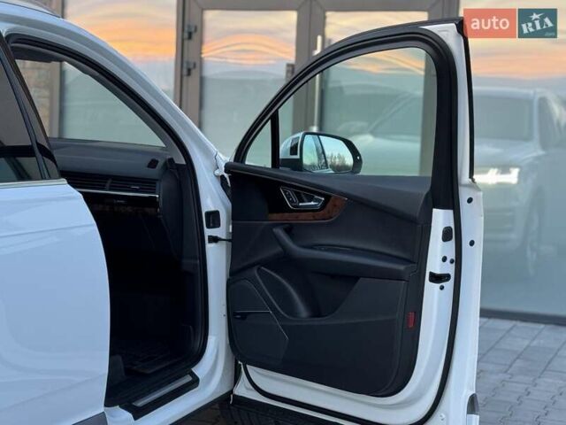 Білий Ауді Ку 7, об'ємом двигуна 3 л та пробігом 142 тис. км за 24500 $, фото 58 на Automoto.ua