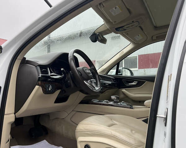 Белый Ауди Ку 7, объемом двигателя 3 л и пробегом 168 тыс. км за 25500 $, фото 12 на Automoto.ua