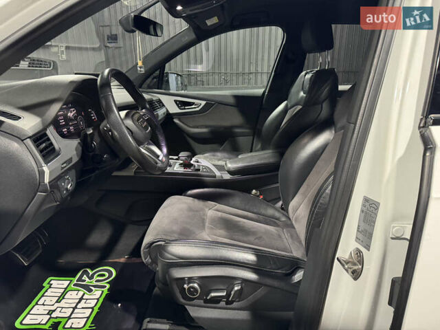 Белый Ауди Ку 7, объемом двигателя 2.97 л и пробегом 165 тыс. км за 38500 $, фото 18 на Automoto.ua