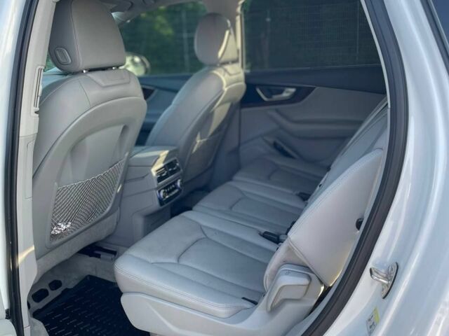 Білий Ауді Ку 7, об'ємом двигуна 3 л та пробігом 150 тис. км за 30000 $, фото 7 на Automoto.ua