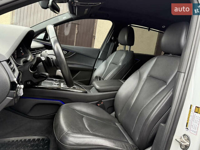 Білий Ауді Ку 7, об'ємом двигуна 3 л та пробігом 242 тис. км за 24900 $, фото 16 на Automoto.ua