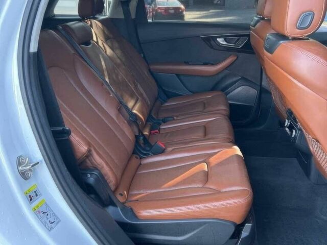 Ауди Ку 7 2017 в Киеве на Automoto.ua Белый Ауди Ку 7, объемом двигателя 3 л и пробегом 64 тыс. км за 9800 $, фото 13 на Automoto.ua