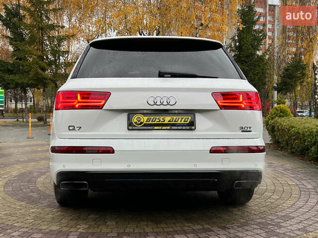 Білий Ауді Ку 7, об'ємом двигуна 3 л та пробігом 137 тис. км за 28800 $, фото 5 на Automoto.ua