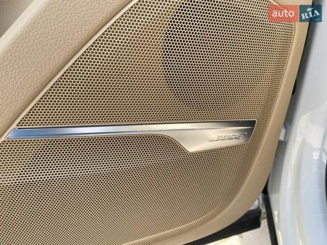 Белый Ауди Ку 7, объемом двигателя 3 л и пробегом 113 тыс. км за 34500 $, фото 14 на Automoto.ua