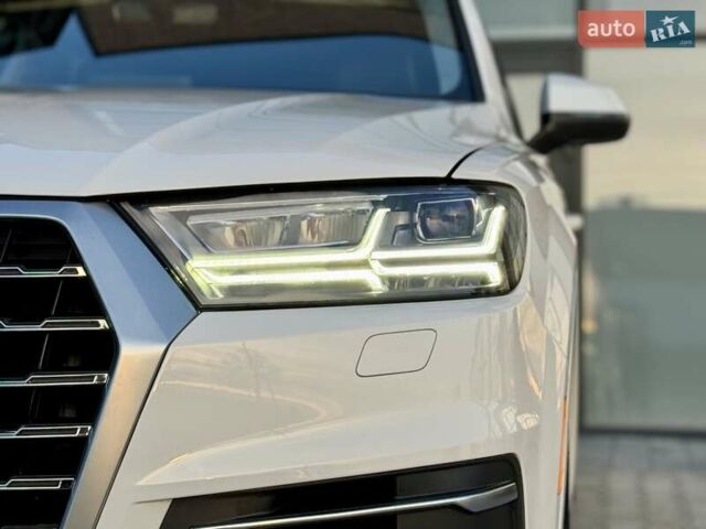 Білий Ауді Ку 7, об'ємом двигуна 3 л та пробігом 142 тис. км за 24500 $, фото 27 на Automoto.ua