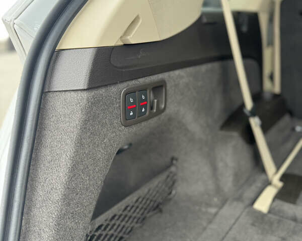 Белый Ауди Ку 7, объемом двигателя 3 л и пробегом 125 тыс. км за 29499 $, фото 41 на Automoto.ua