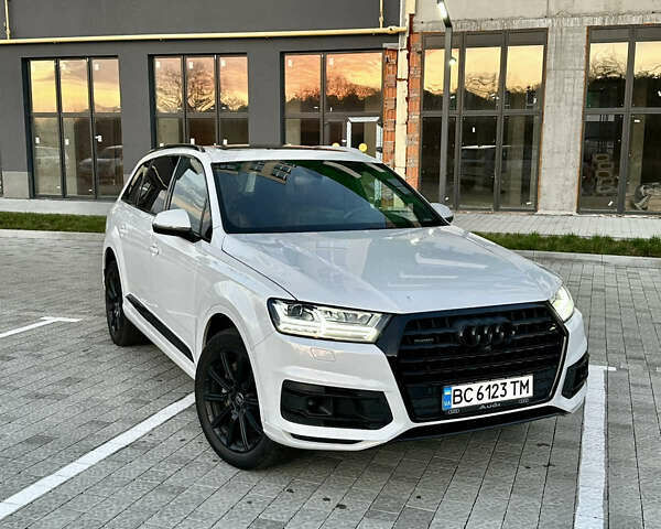 Белый Ауди Ку 7, объемом двигателя 1.98 л и пробегом 103 тыс. км за 29900 $, фото 2 на Automoto.ua