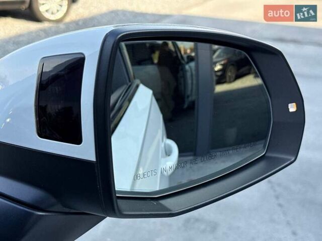 Ауді Ку 7 2017 у Рівному на Automoto.ua Білий Ауді Ку 7, об'ємом двигуна 3 л та пробігом 149 тис. км за 31000 $, фото 83 на Automoto.ua