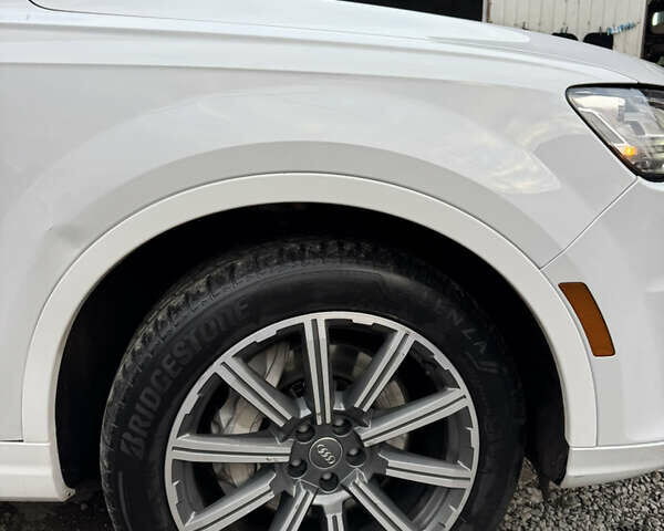 Белый Ауди Ку 7, объемом двигателя 3 л и пробегом 234 тыс. км за 20000 $, фото 5 на Automoto.ua