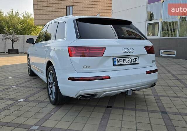 Білий Ауді Ку 7, об'ємом двигуна 3 л та пробігом 180 тис. км за 27500 $, фото 5 на Automoto.ua