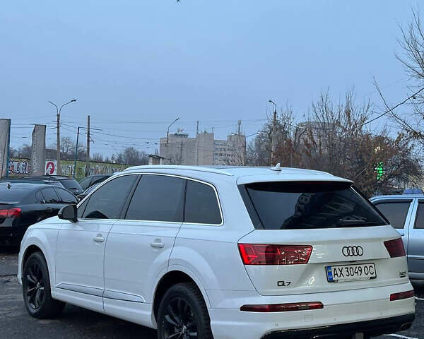 Белый Ауди Ку 7, объемом двигателя 3 л и пробегом 150 тыс. км за 25000 $, фото 6 на Automoto.ua