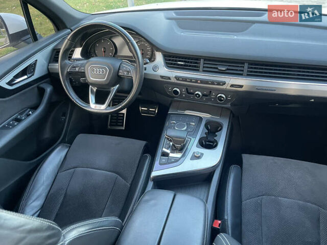 Белый Ауди Ку 7, объемом двигателя 2.97 л и пробегом 92 тыс. км за 39900 $, фото 38 на Automoto.ua