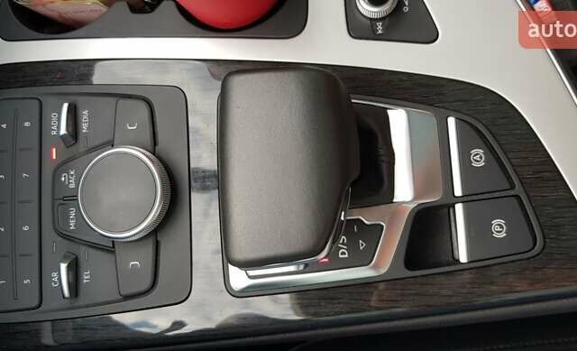 Белый Ауди Ку 7, объемом двигателя 2.97 л и пробегом 173 тыс. км за 44000 $, фото 8 на Automoto.ua