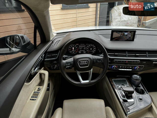 Білий Ауді Ку 7, об'ємом двигуна 3 л та пробігом 79 тис. км за 38999 $, фото 31 на Automoto.ua