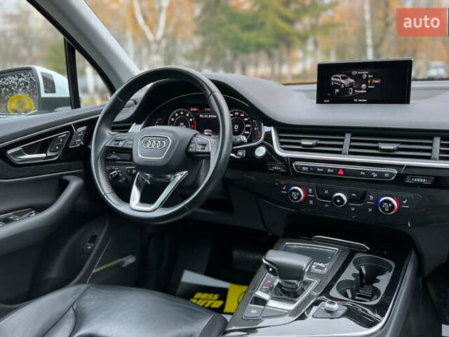 Білий Ауді Ку 7, об'ємом двигуна 3 л та пробігом 137 тис. км за 28800 $, фото 24 на Automoto.ua