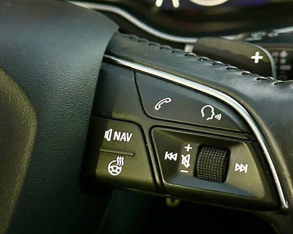 Белый Ауди Ку 7, объемом двигателя 1.98 л и пробегом 103 тыс. км за 29900 $, фото 24 на Automoto.ua