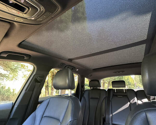 Білий Ауді Ку 7, об'ємом двигуна 1.98 л та пробігом 134 тис. км за 26900 $, фото 11 на Automoto.ua