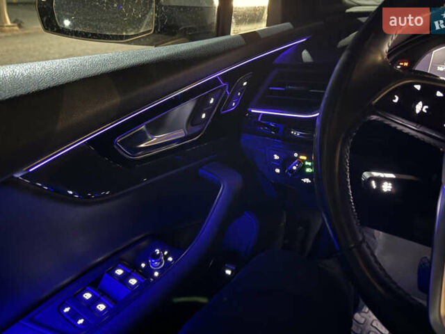 Білий Ауді Ку 7, об'ємом двигуна 3 л та пробігом 242 тис. км за 24900 $, фото 13 на Automoto.ua