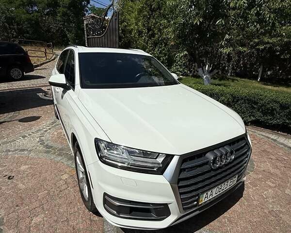 Ауді Ку 7 2017 у Києві на Automoto.ua Білий Ауді Ку 7, об'ємом двигуна 1.98 л та пробігом 108 тис. км за 36200 $, фото 9 на Automoto.ua