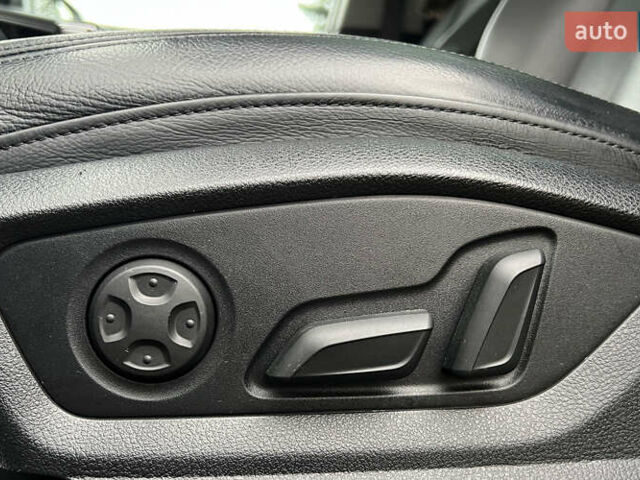 Білий Ауді Ку 7, об'ємом двигуна 3 л та пробігом 137 тис. км за 28800 $, фото 18 на Automoto.ua