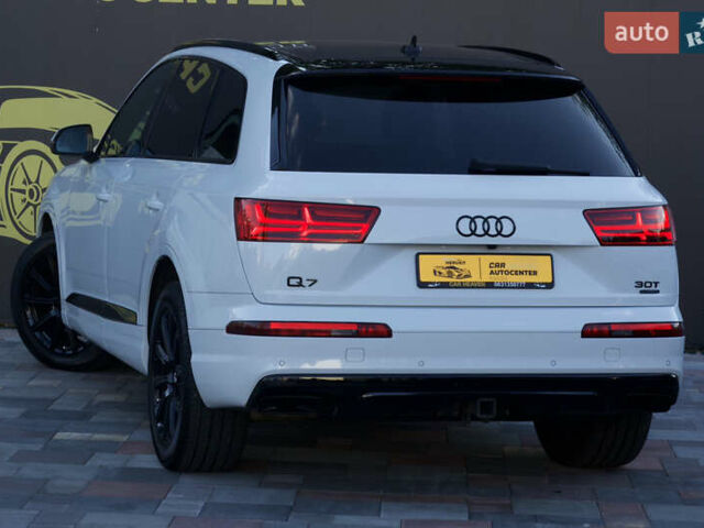 Белый Ауди Ку 7, объемом двигателя 3 л и пробегом 80 тыс. км за 34500 $, фото 5 на Automoto.ua