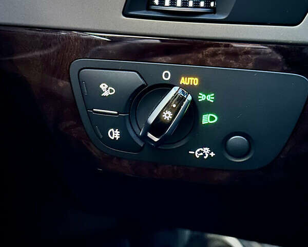 Белый Ауди Ку 7, объемом двигателя 1.98 л и пробегом 103 тыс. км за 29900 $, фото 26 на Automoto.ua