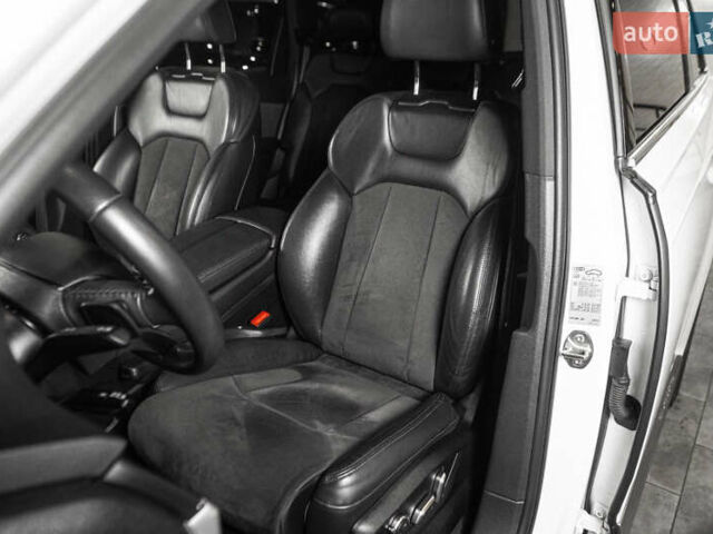 Білий Ауді Ку 7, об'ємом двигуна 2.97 л та пробігом 84 тис. км за 45900 $, фото 61 на Automoto.ua