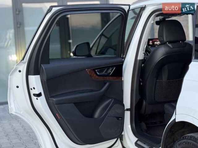 Білий Ауді Ку 7, об'ємом двигуна 3 л та пробігом 142 тис. км за 24500 $, фото 62 на Automoto.ua