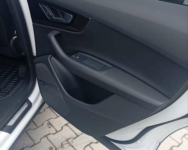 Белый Ауди Ку 7, объемом двигателя 3 л и пробегом 141 тыс. км за 28400 $, фото 36 на Automoto.ua