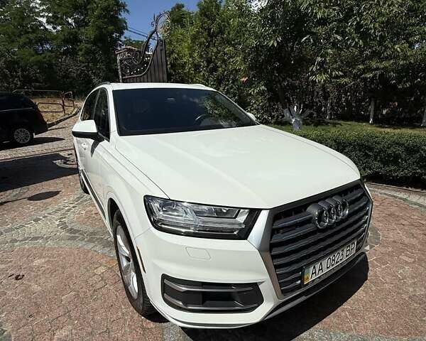 Ауді Ку 7 2017 у Києві на Automoto.ua Білий Ауді Ку 7, об'ємом двигуна 1.98 л та пробігом 108 тис. км за 36200 $, фото 5 на Automoto.ua