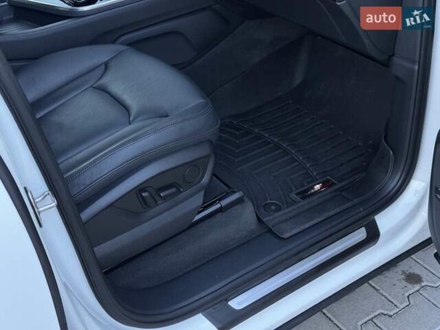 Білий Ауді Ку 7, об'ємом двигуна 3 л та пробігом 142 тис. км за 24500 $, фото 60 на Automoto.ua