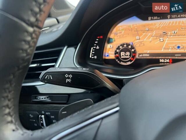 Білий Ауді Ку 7, об'ємом двигуна 2 л та пробігом 109 тис. км за 23900 $, фото 41 на Automoto.ua