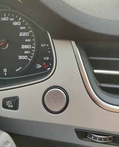 Белый Ауди Ку 7, объемом двигателя 2.97 л и пробегом 173 тыс. км за 44000 $, фото 11 на Automoto.ua