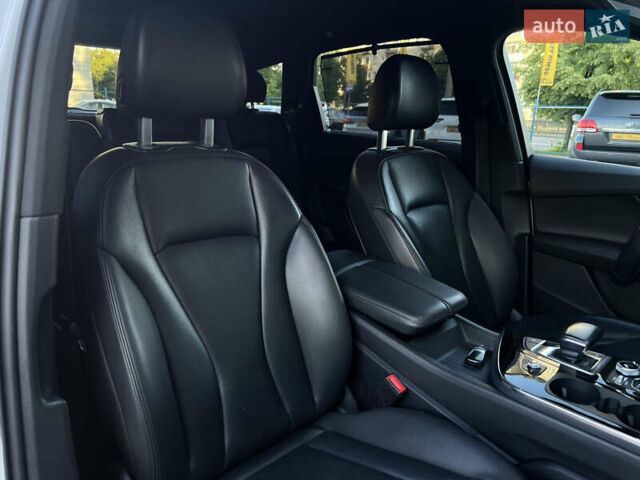 Белый Ауди Ку 7, объемом двигателя 3 л и пробегом 80 тыс. км за 34500 $, фото 20 на Automoto.ua