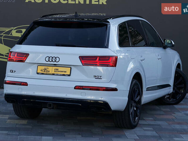 Белый Ауди Ку 7, объемом двигателя 3 л и пробегом 80 тыс. км за 34500 $, фото 3 на Automoto.ua