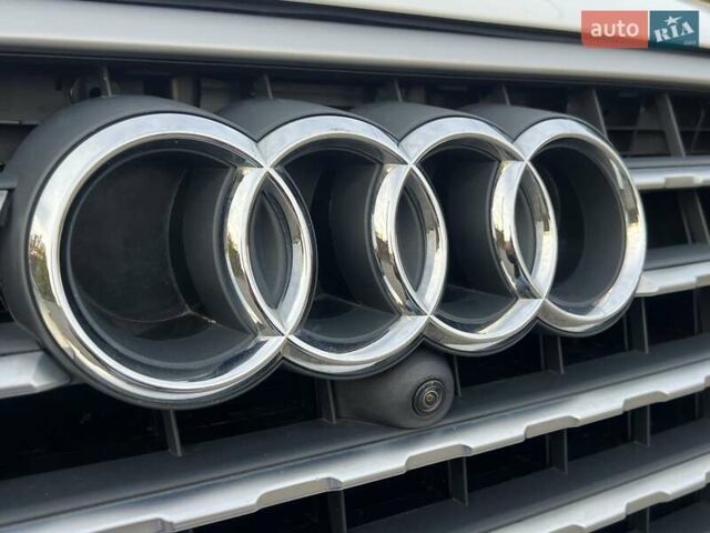 Білий Ауді Ку 7, об'ємом двигуна 2 л та пробігом 109 тис. км за 23900 $, фото 68 на Automoto.ua