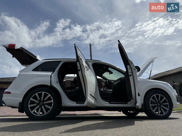 Білий Ауді Ку 7, об'ємом двигуна 3 л та пробігом 216 тис. км за 37500 $, фото 19 на Automoto.ua