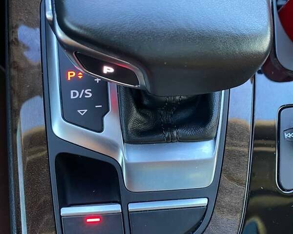 Белый Ауди Ку 7, объемом двигателя 3 л и пробегом 118 тыс. км за 35000 $, фото 9 на Automoto.ua