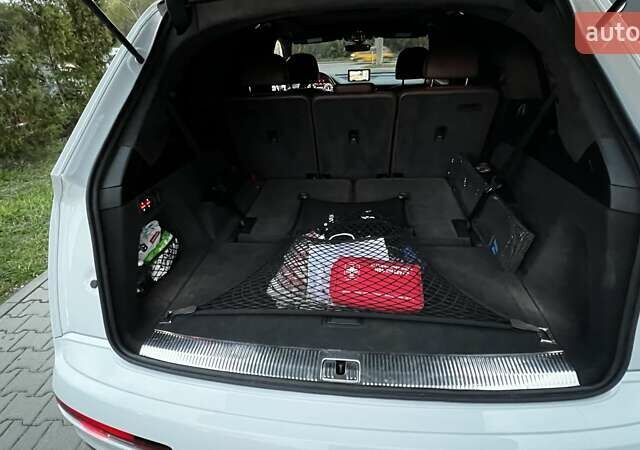 Білий Ауді Ку 7, об'ємом двигуна 3 л та пробігом 94 тис. км за 35000 $, фото 17 на Automoto.ua