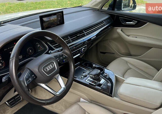 Білий Ауді Ку 7, об'ємом двигуна 3 л та пробігом 167 тис. км за 23500 $, фото 30 на Automoto.ua