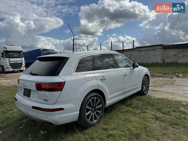Белый Ауди Ку 7, объемом двигателя 3 л и пробегом 196 тыс. км за 16000 $, фото 1 на Automoto.ua